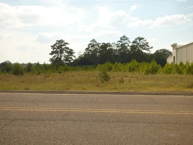 $300,000 | Anna Drive, McComb, MS 39648