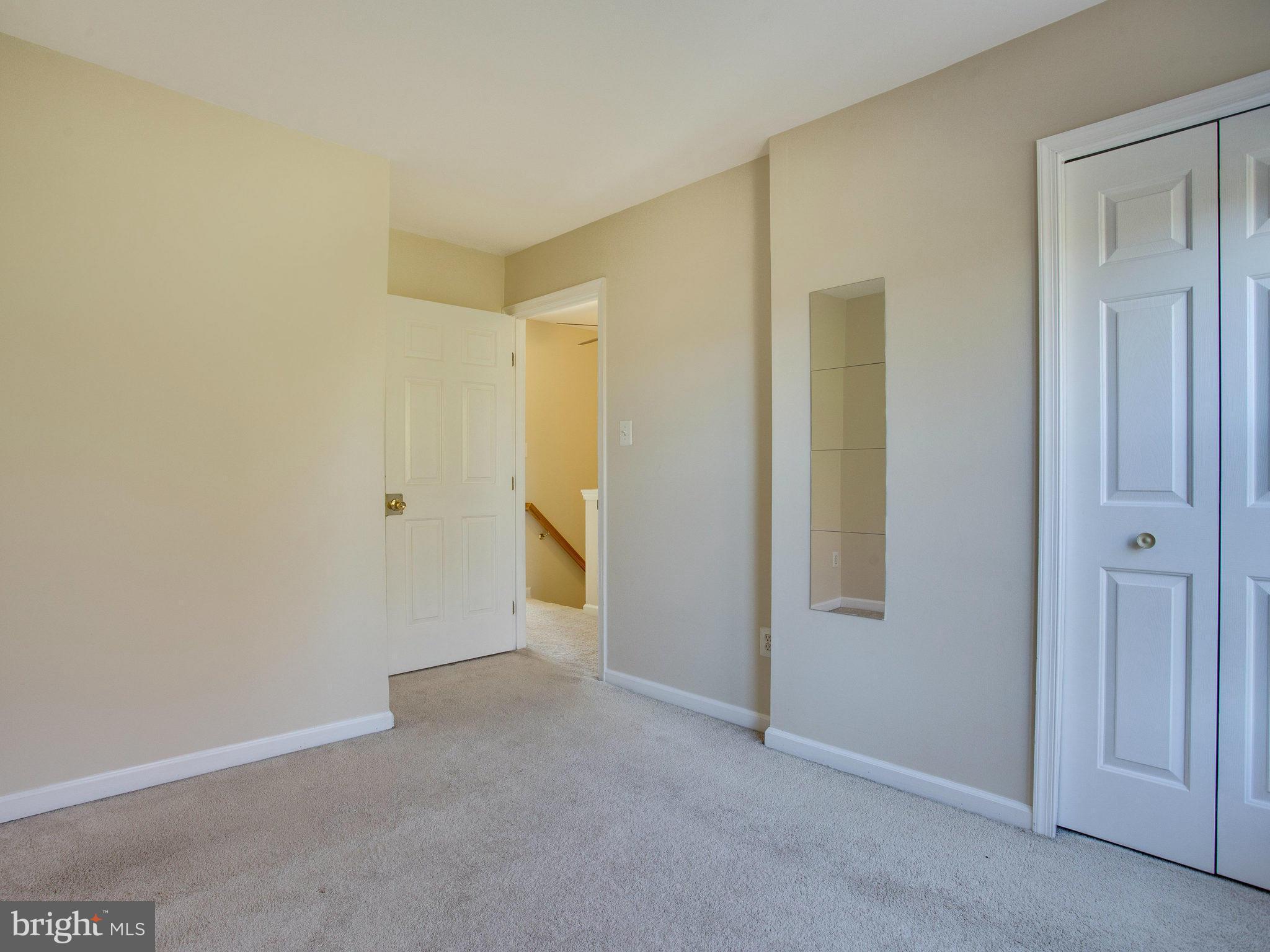 6395 Stagg Court Springfield, VA 22150 - Photo 21 of 30 an empty room with windows