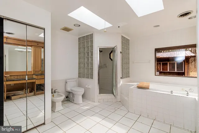 $700,000 | 17211 Queen Anne Bridge Road, Bowie, MD 20716