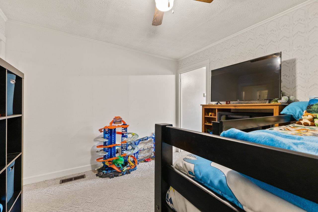 1334 Maryland Avenue Shenandoah, VA 22849 - Photo 34 of 73 Gallery Image 34