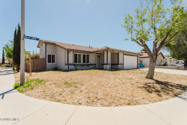 $3,000 | 4636 Blue Ridge Avenue, Palmdale, CA 93552