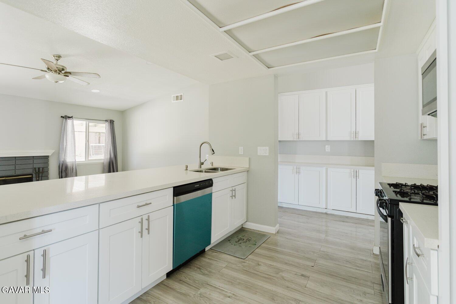 4636 Blue Ridge Avenue Palmdale, CA 93552 - Photo 13 of 42 13-BlueRidgeAve-0a3506cf64