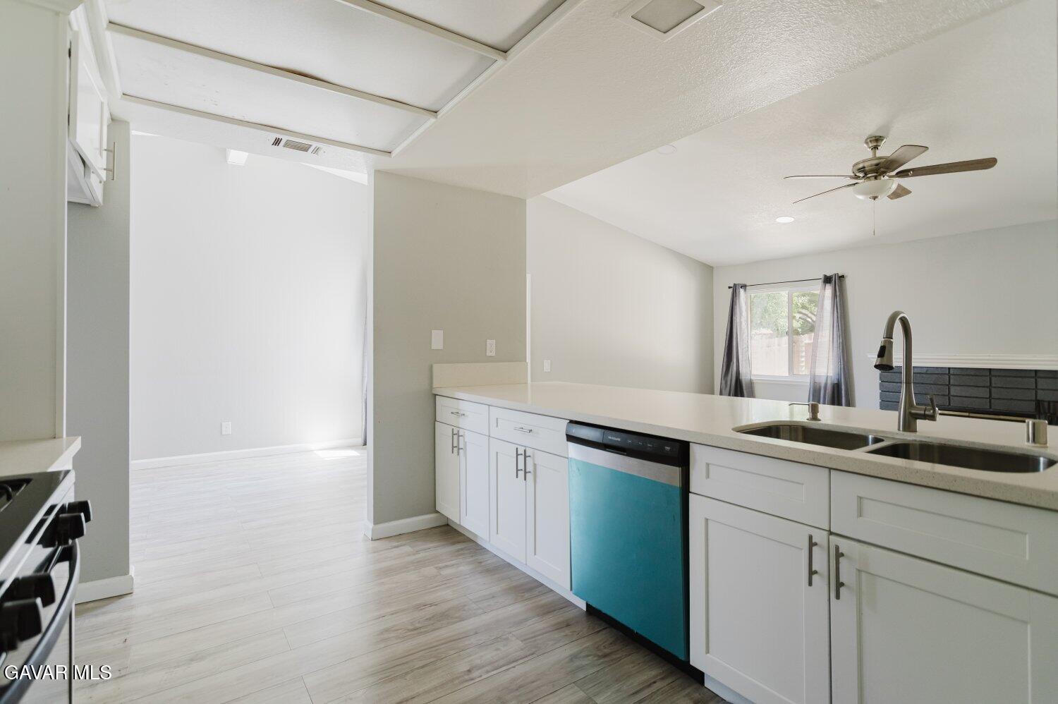 4636 Blue Ridge Avenue Palmdale, CA 93552 - Photo 15 of 42 15-BlueRidgeAve-e6fdee7071