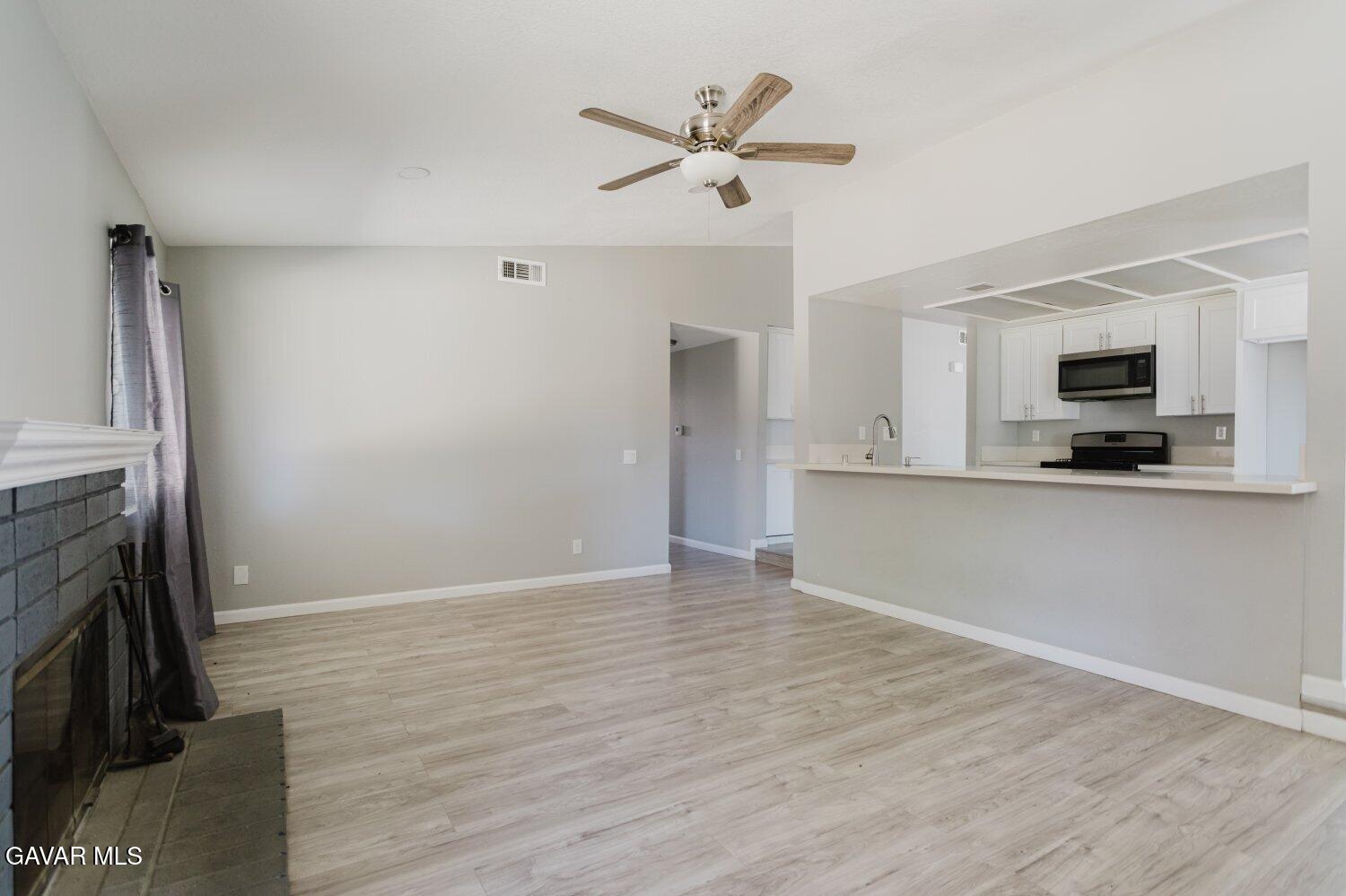 4636 Blue Ridge Avenue Palmdale, CA 93552 - Photo 19 of 42 19-BlueRidgeAve-c298792155