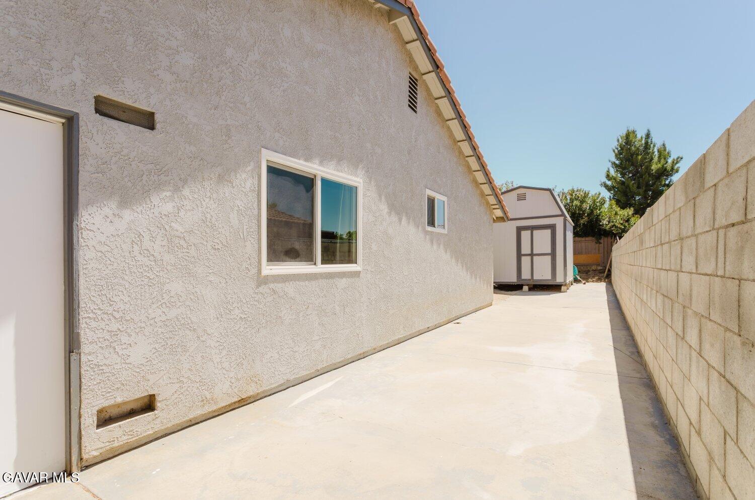 4636 Blue Ridge Avenue Palmdale, CA 93552 - Photo 35 of 42 35-BlueRidgeAve-217f762750