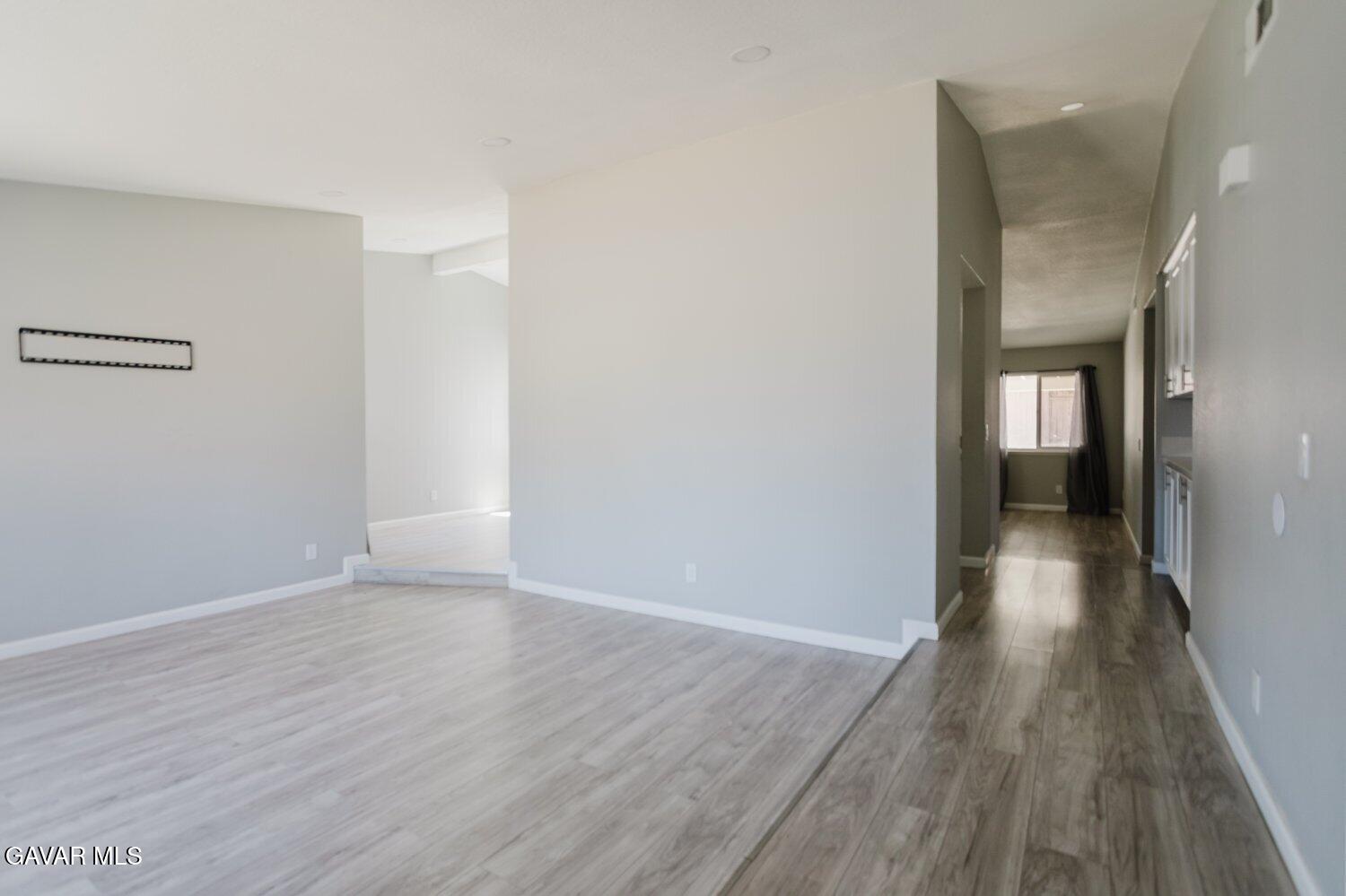 4636 Blue Ridge Avenue Palmdale, CA 93552 - Photo 4 of 42 04-BlueRidgeAve-2369394488