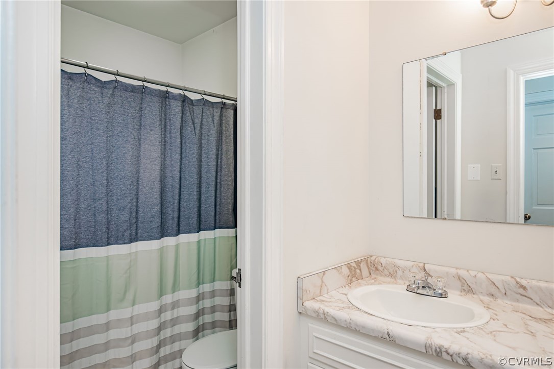 8301 Elkhardt Road North Chesterfield, VA 23235 - Photo 26 of 35 Gallery Image 26