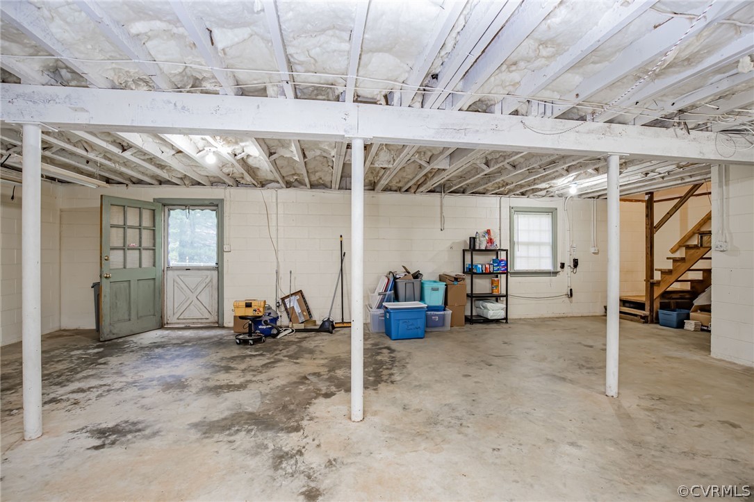 8301 Elkhardt Road North Chesterfield, VA 23235 - Photo 29 of 35 Gallery Image 29