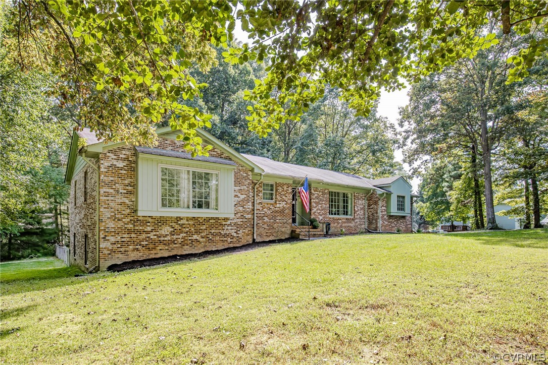 8301 Elkhardt Road North Chesterfield, VA 23235 - Photo 35 of 35 Gallery Image 35