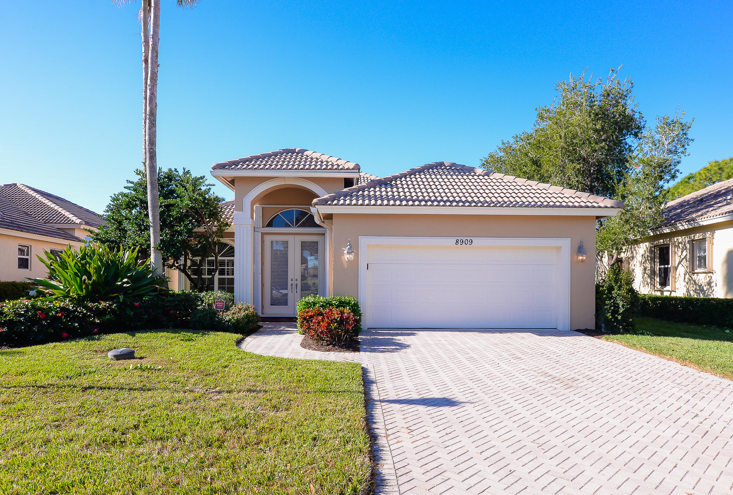 8909 First Tee Road Port St. Lucie, FL 34986 - Photo 1 of 58 LR-2499