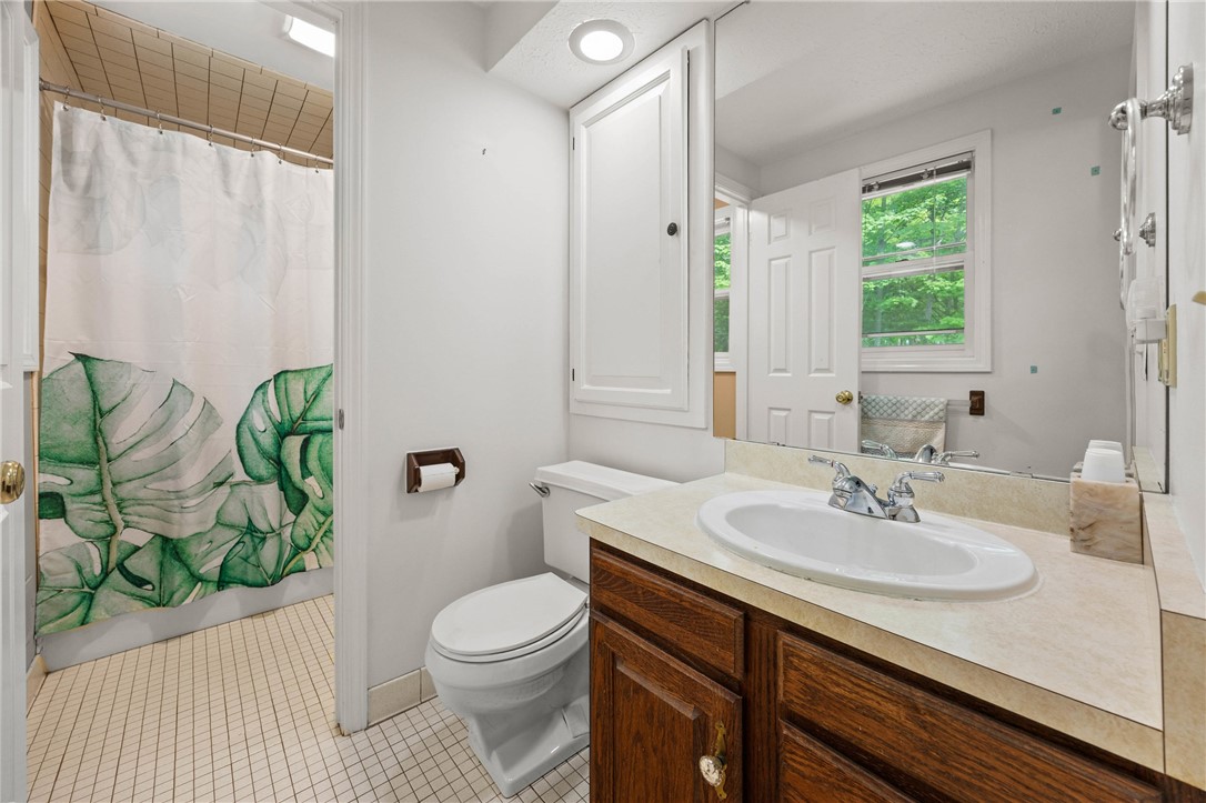 32 Summit Oaks Pittsford, NY 14534 - Photo 22 of 49