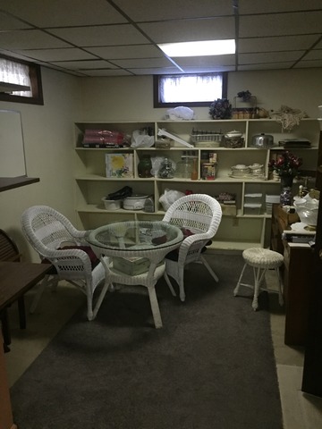 1619 Riverside Drive McHenry, IL 60050 - Photo 12 of 25 a kitchen with a table and chairs