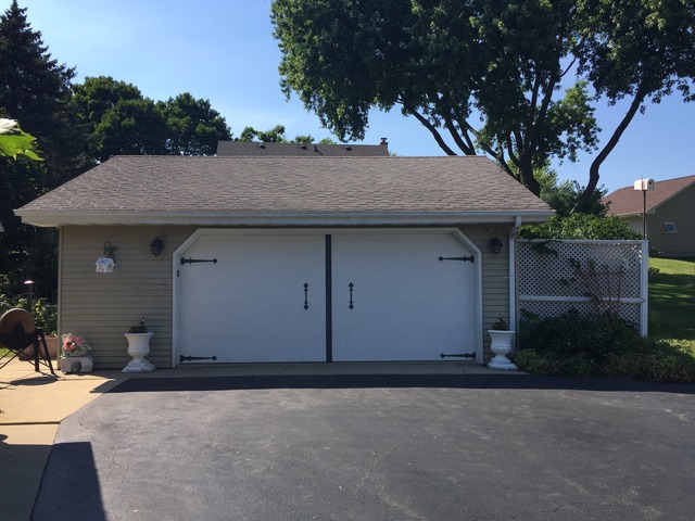 1619 Riverside Drive McHenry, IL 60050 - Photo 24 of 25 a backyard of a house