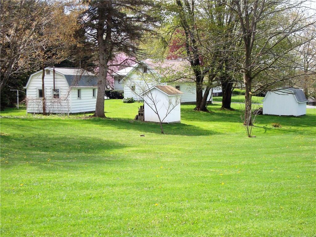1807 Mercer Grove City Road Mercer, PA 16137 - Photo 4 of 17