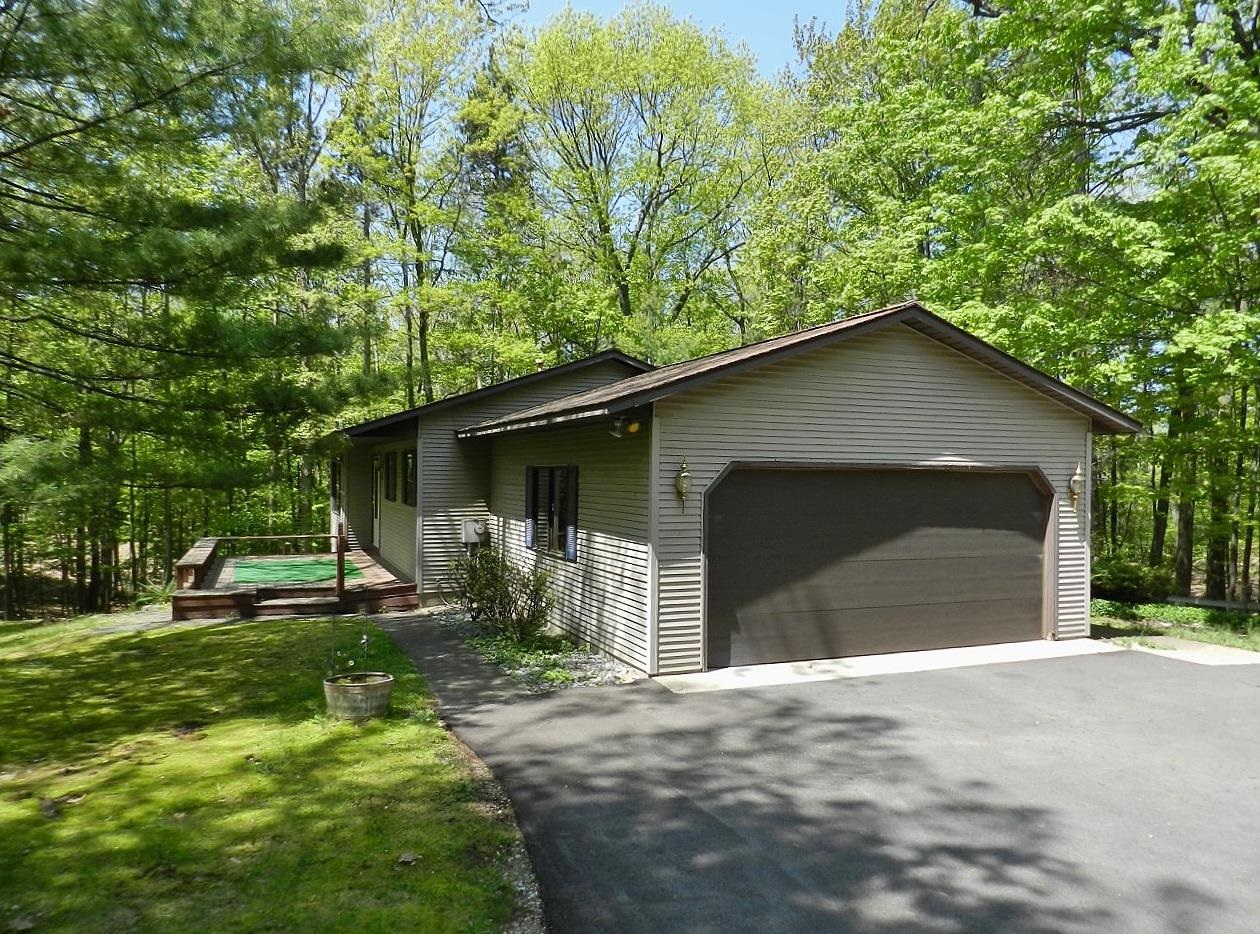 2880 Holiday Pines Road Traverse City, MI 49686 - Photo 7 of 66 1923299-302311ed-adca-49b9-8cdc-9cead669ffa2.JPG