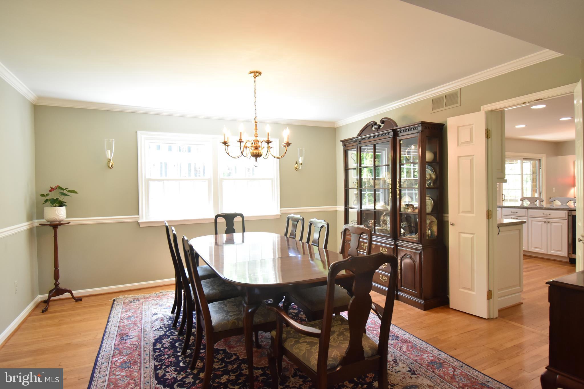 1011 Valewood Road Baltimore, MD 21286 - Photo 5 of 50