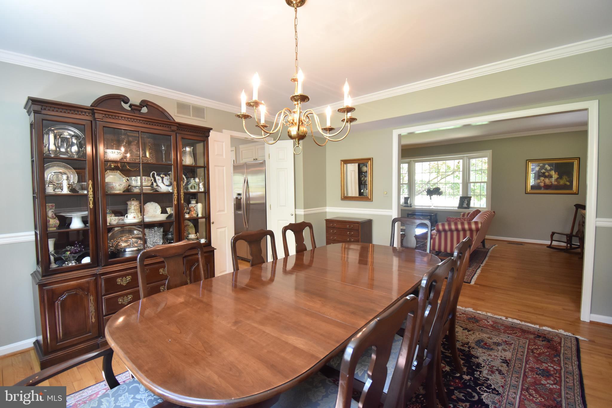 1011 Valewood Road Baltimore, MD 21286 - Photo 6 of 50