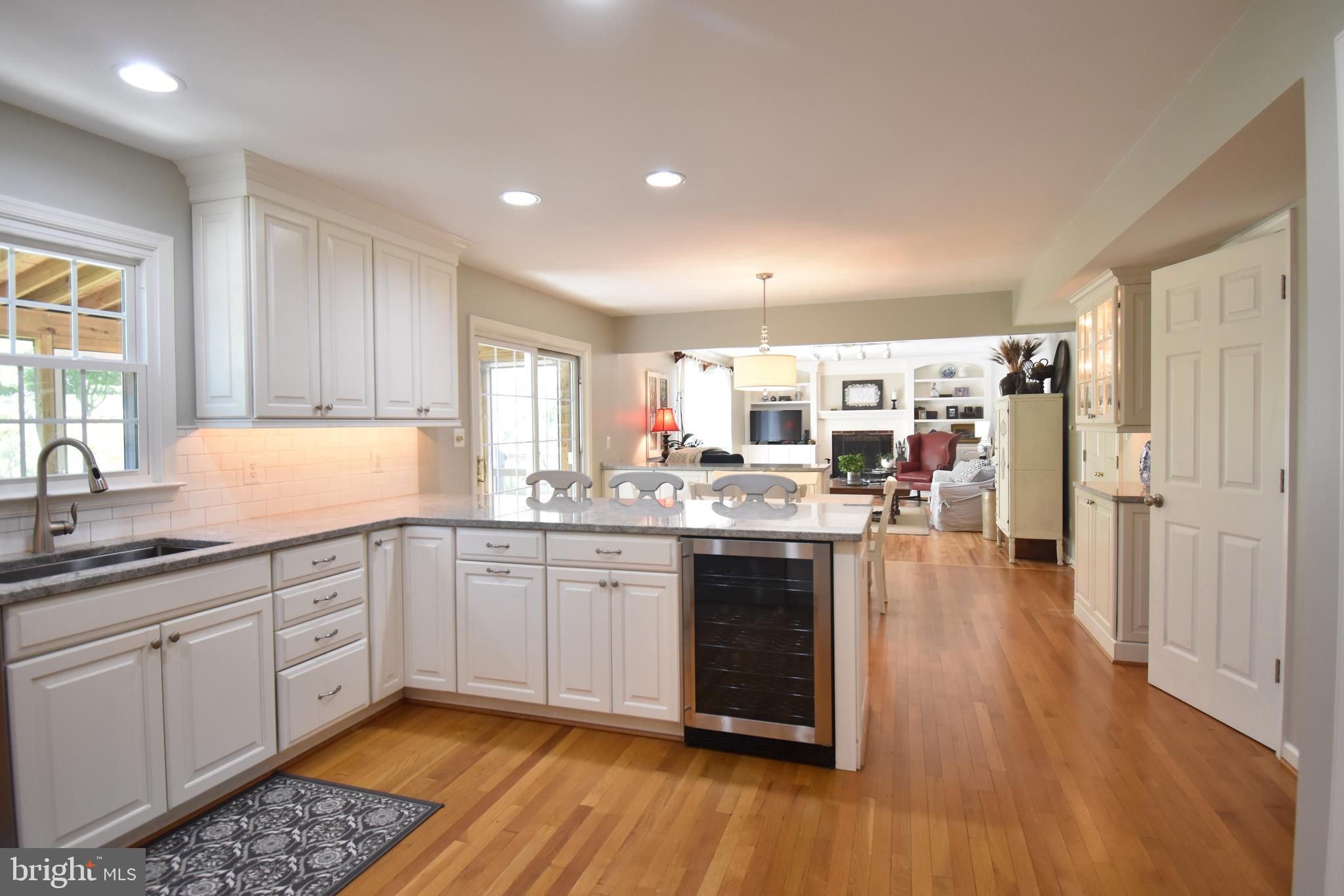 1011 Valewood Road Baltimore, MD 21286 - Photo 9 of 50