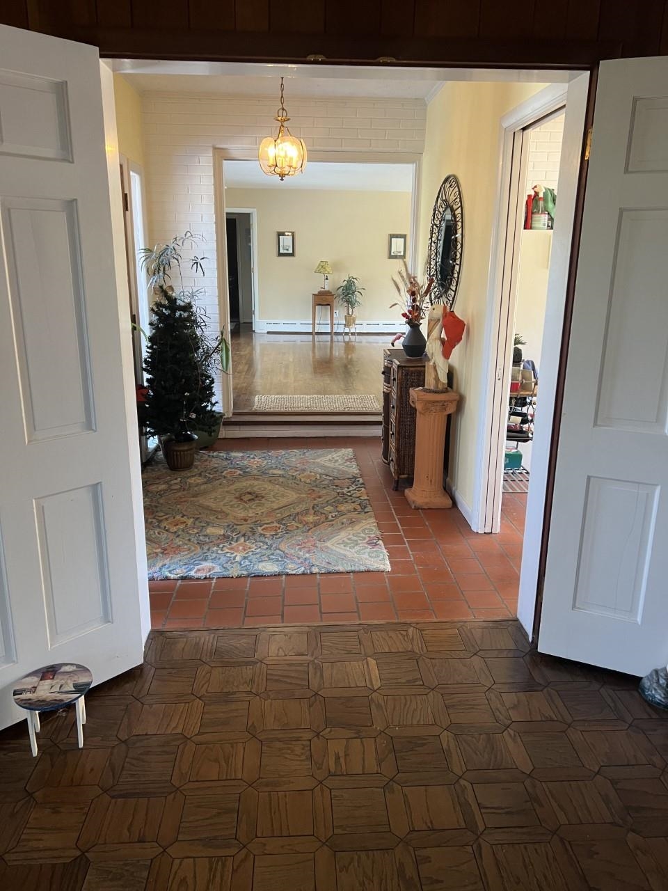 1210 Chatham Road Waynesboro, VA 22980 - Photo 15 of 49 Gallery Image 15