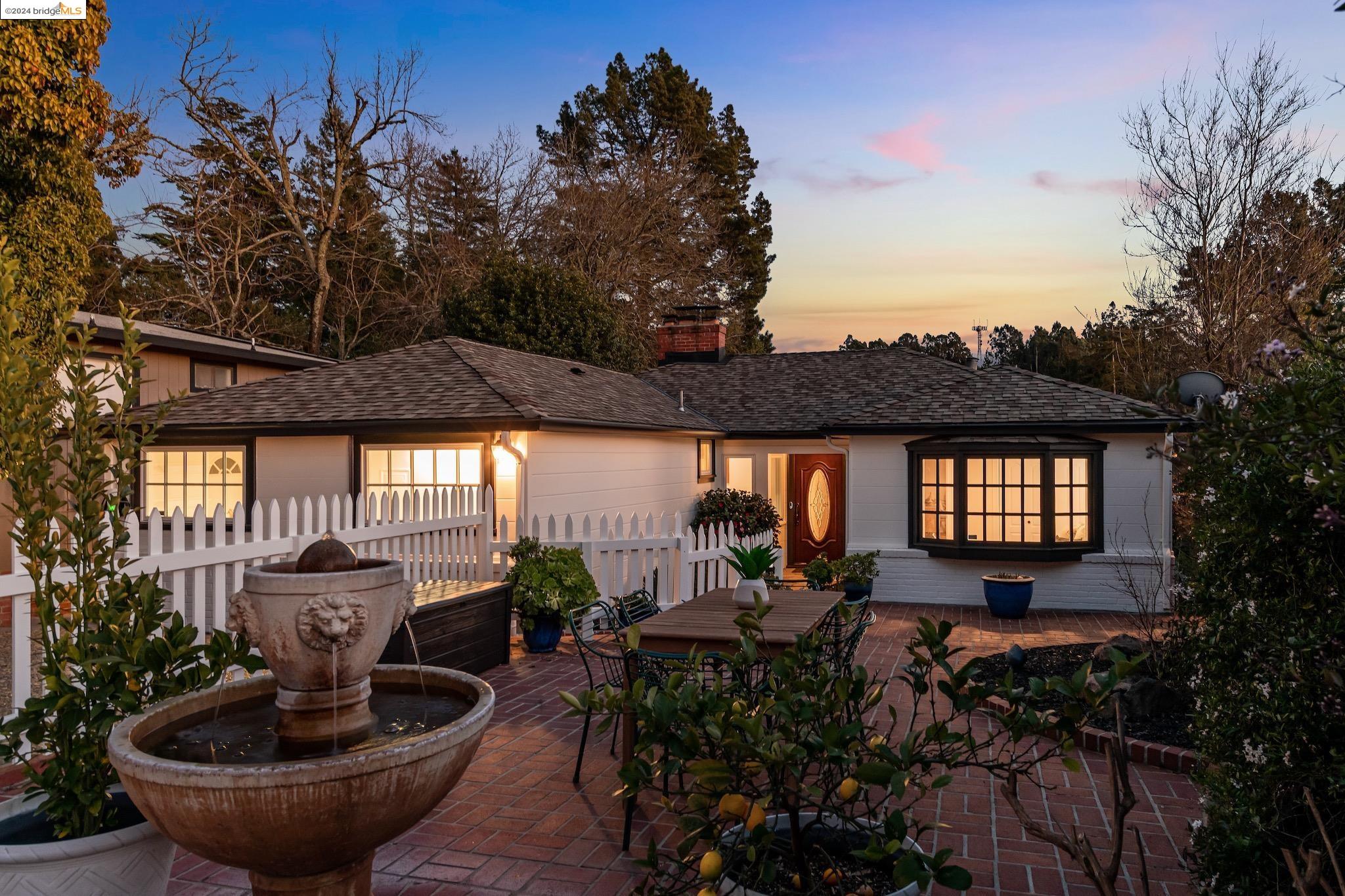 6632 Ascot Drive, Oakland, CA 94611 Compass