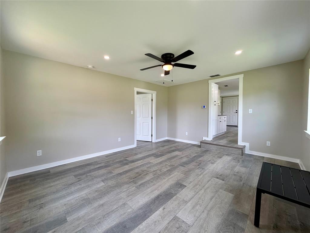 615 Smith Circle Point, TX 75472 - Photo 5 of 21