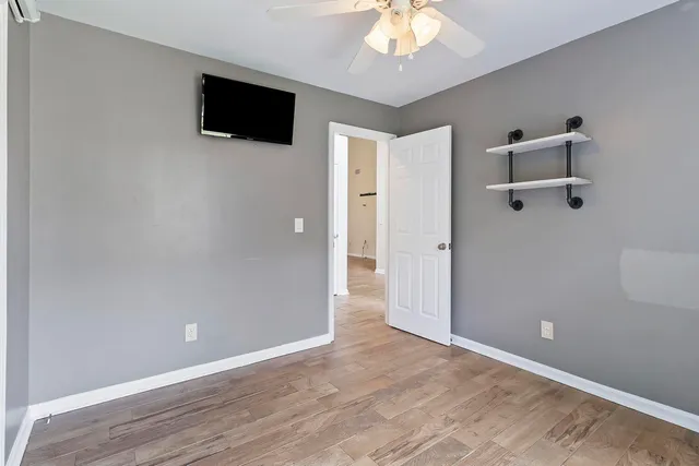 $599,000 | 1245 Lakefront Drive, Charleston, SC 29412