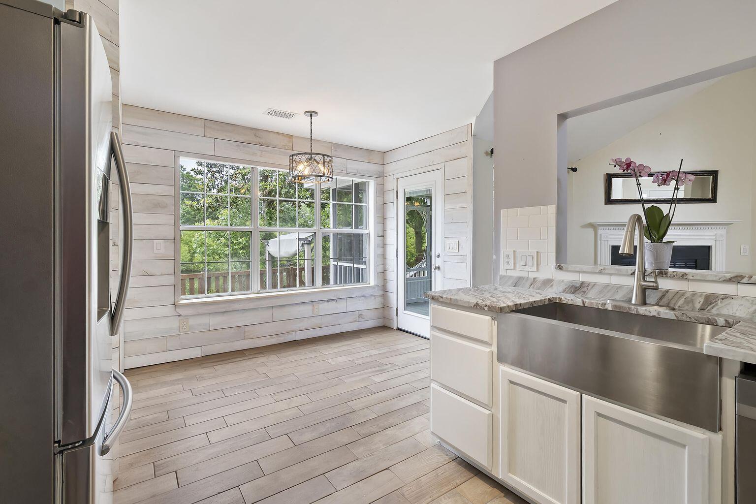 1245 Lakefront Drive Charleston, SC 29412 - Photo 3 of 44 20250602140029198816000000-o