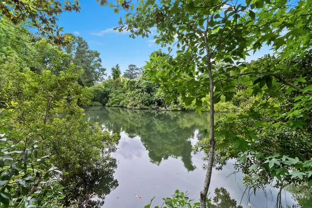 $599,000 | 1245 Lakefront Drive, Charleston, SC 29412