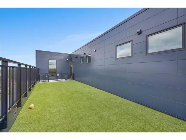 $6,795 | 3012 Excelsior Boulevard, Unit 805, Minneapolis, MN 55416