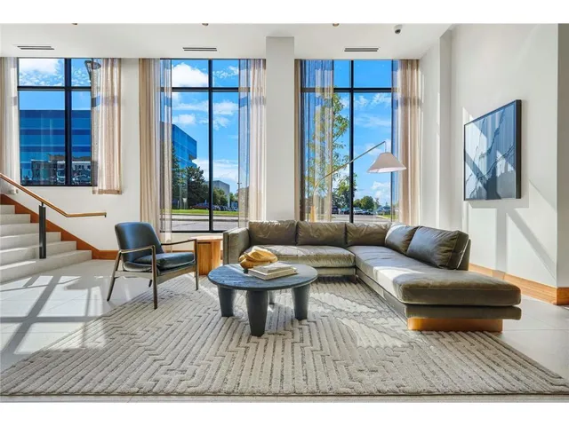 $6,795 | 3012 Excelsior Boulevard, Unit 805, Minneapolis, MN 55416