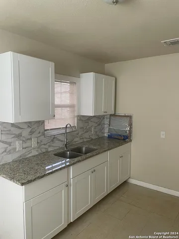 $1,300 | 1823 Clower, San Antonio, TX 78201