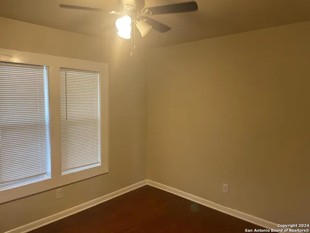 $1,300 | 1823 Clower, San Antonio, TX 78201