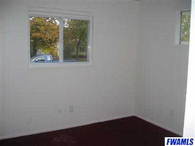 2818 Knode Court Fort Wayne, IN 46806 - Photo 6 of 8 Gallery Image 6