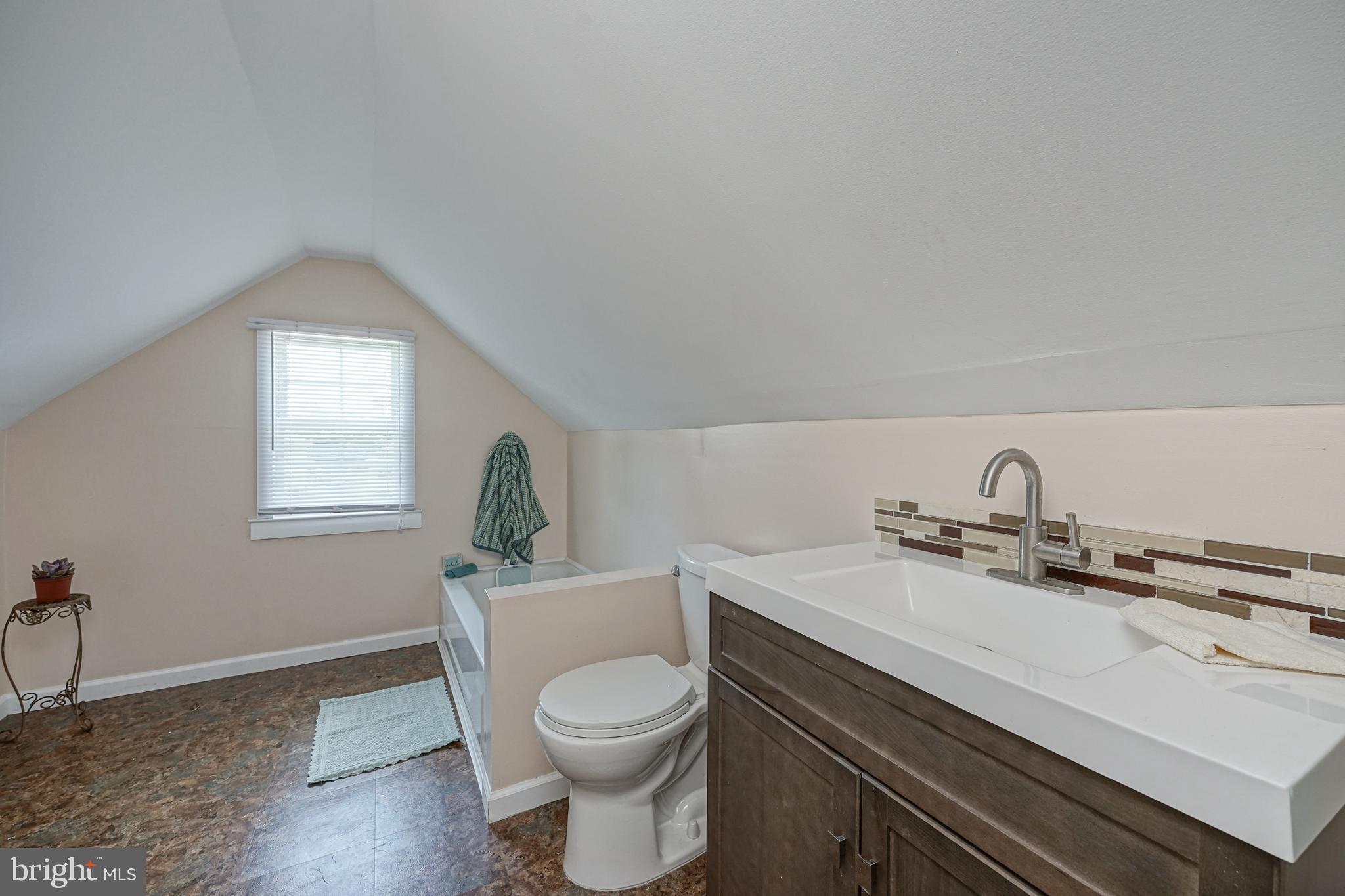 1205 Columbus Road Burlington, NJ 08016 - Photo 22 of 34 New Vanity