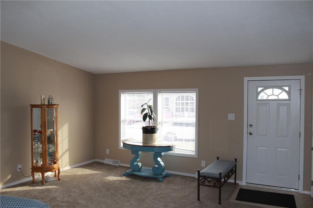 6360 Robwes Road Indianapolis, IN 46241 - Photo 5 of 22