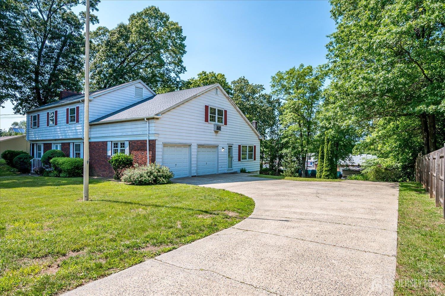 730 Old Post Road Edison, NJ 08817 - Photo 3 of 74