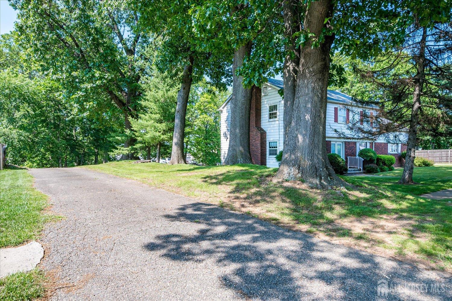 730 Old Post Road Edison, NJ 08817 - Photo 4 of 74