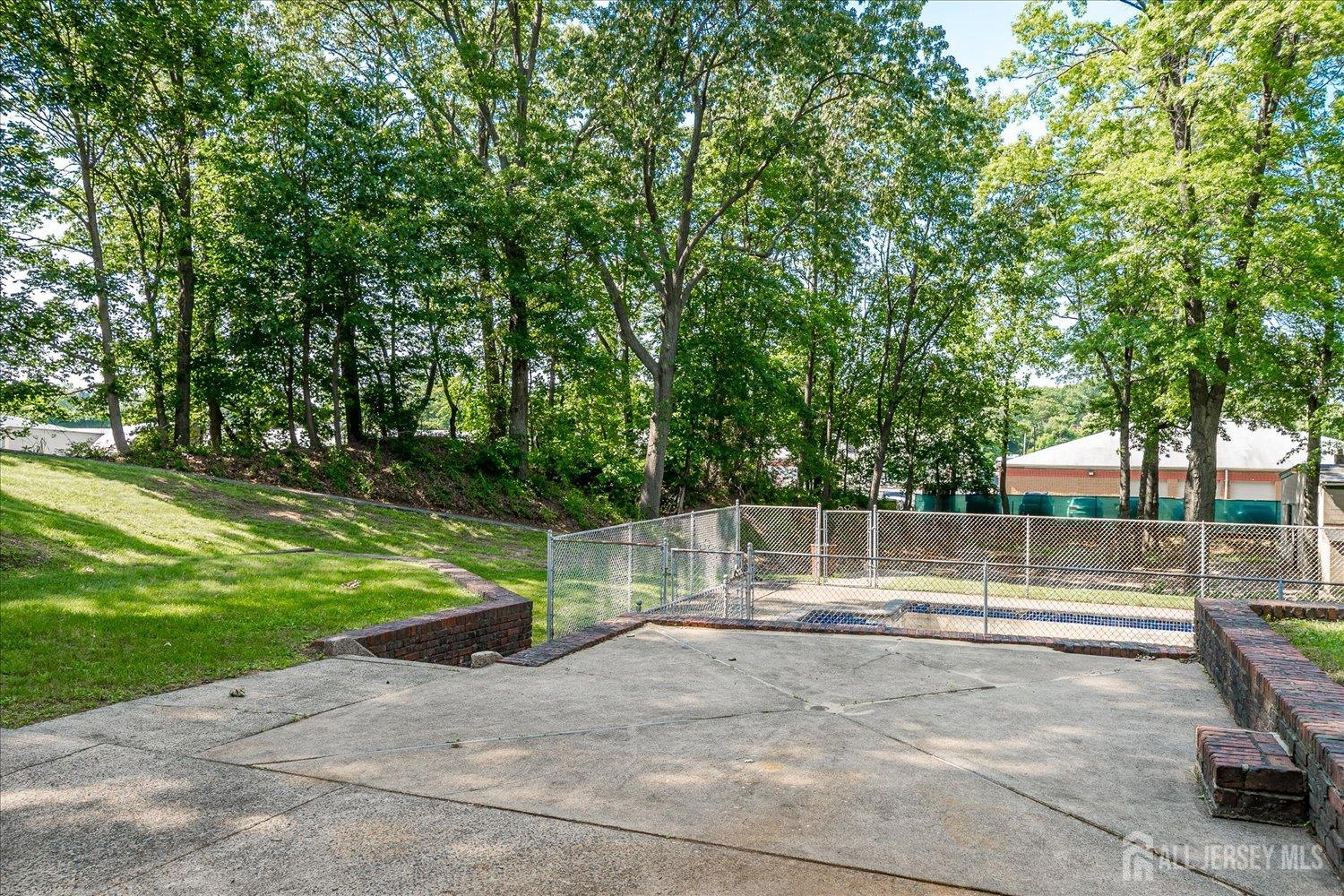 730 Old Post Road Edison, NJ 08817 - Photo 51 of 74