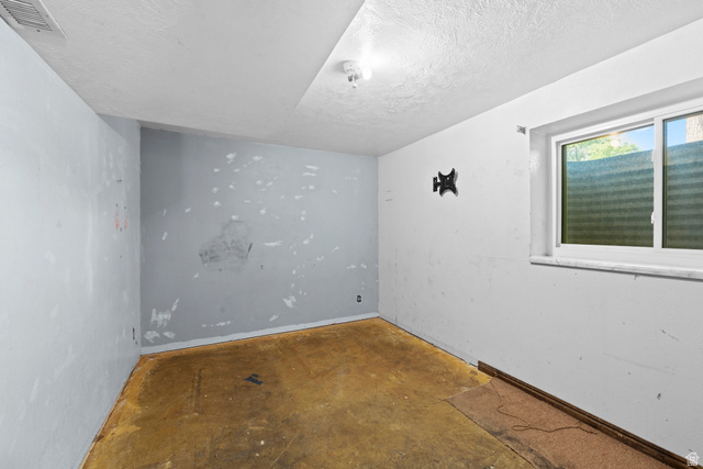 273 North 200 East Delta, UT 84624 - Photo 25 of 32
