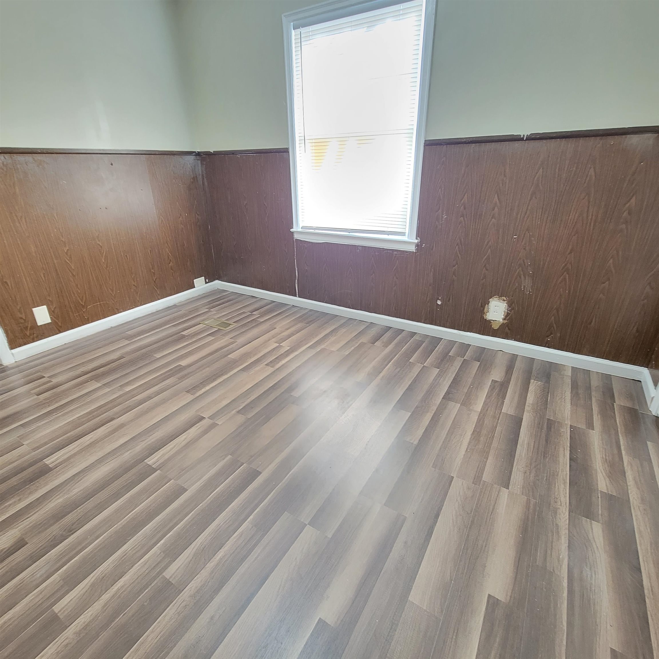 4015 Regents Wichita, KS 67208 - Photo 22 of 31