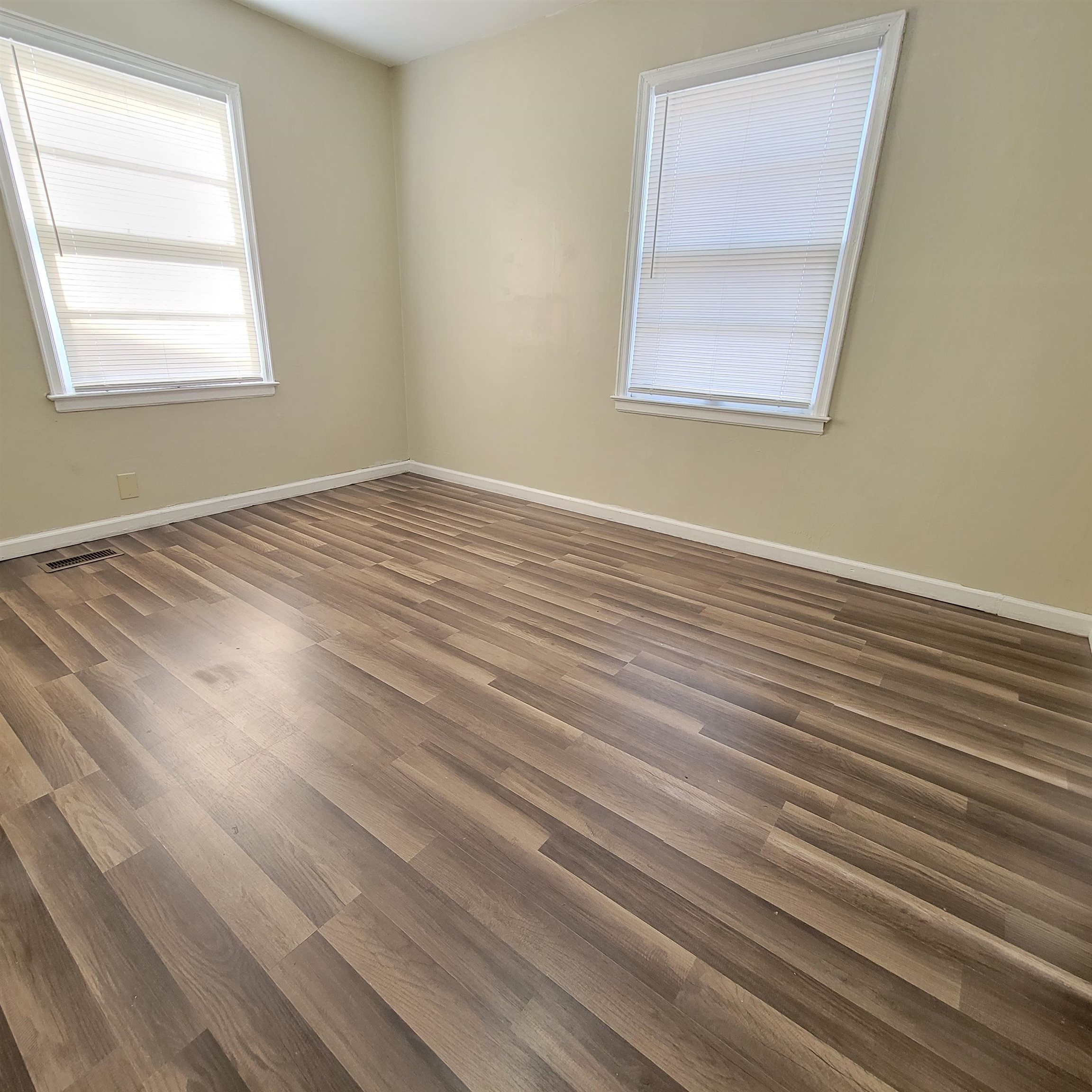 4015 Regents Wichita, KS 67208 - Photo 29 of 31