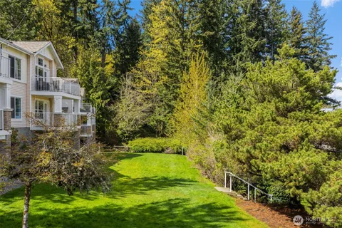 $650,000 | 5235 164th Avenue Southeast, Unit 141, Bellevue, WA 98006