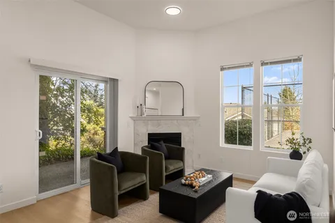 $650,000 | 5235 164th Avenue Southeast, Unit 141, Bellevue, WA 98006