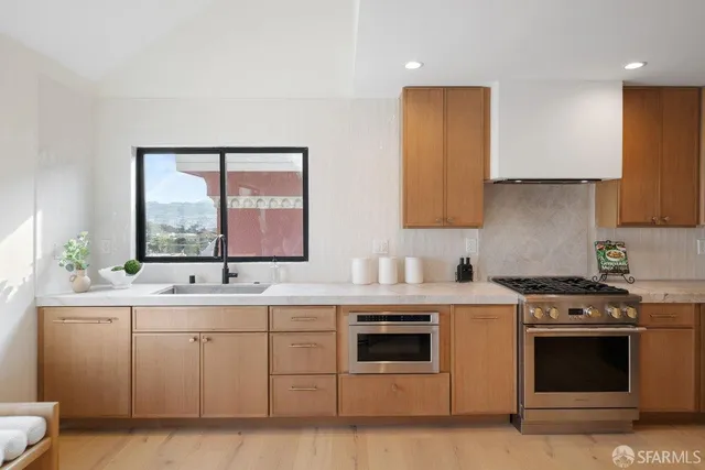 $1,495,000 | 511 Gennessee Street, San Francisco, CA 94127