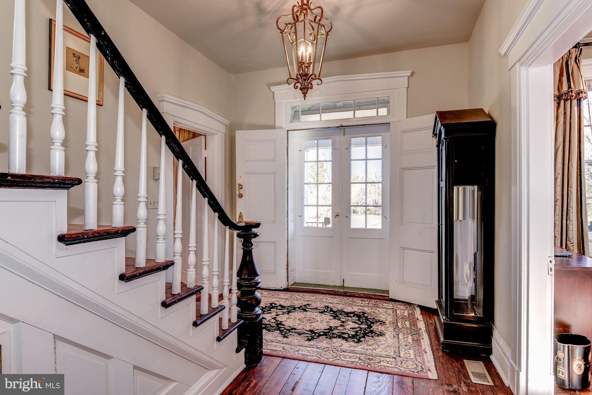14800 Seneca Road Darnestown, MD 20874 - Photo 5 of 30 Beautiful Foyer