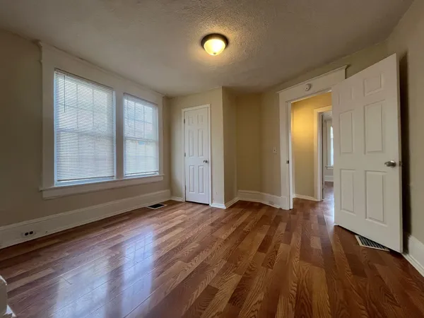 $1,050 | 612 21st Street Northwest, Unit A, Roanoke, VA 24017