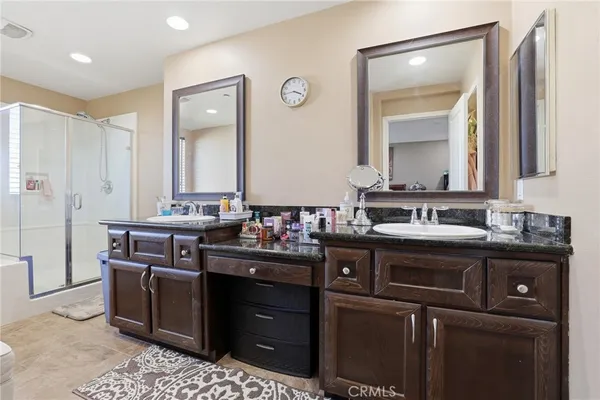 $699,900 | 11379 Villa Del Sol, Pacoima, CA 91331