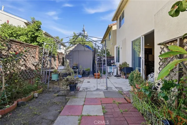 $699,900 | 11379 Villa Del Sol, Pacoima, CA 91331