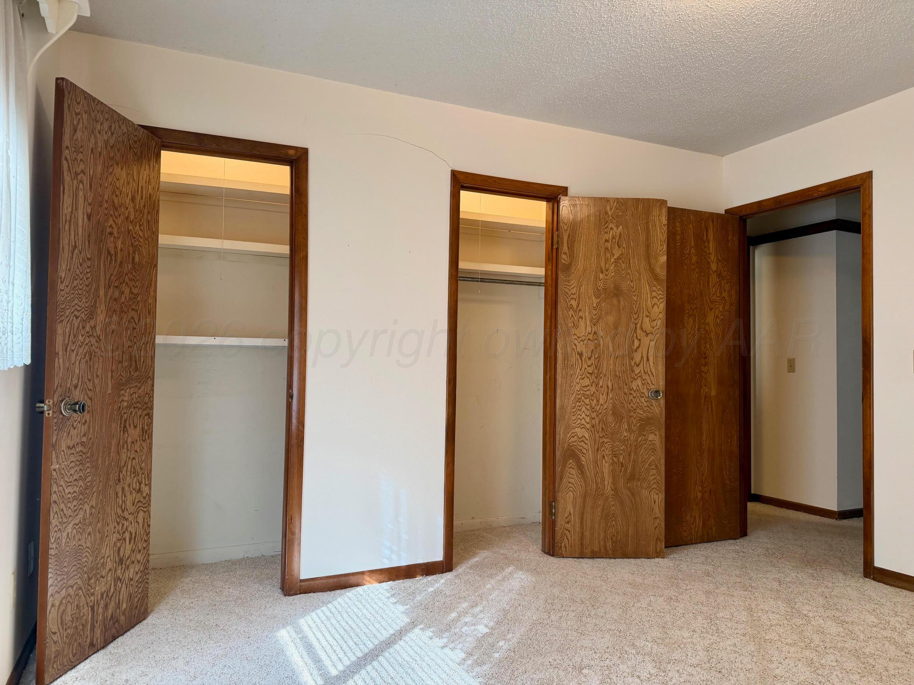 421 South 10th Street Memphis, TX 79245 - Photo 23 of 31 Bdr 3 closets