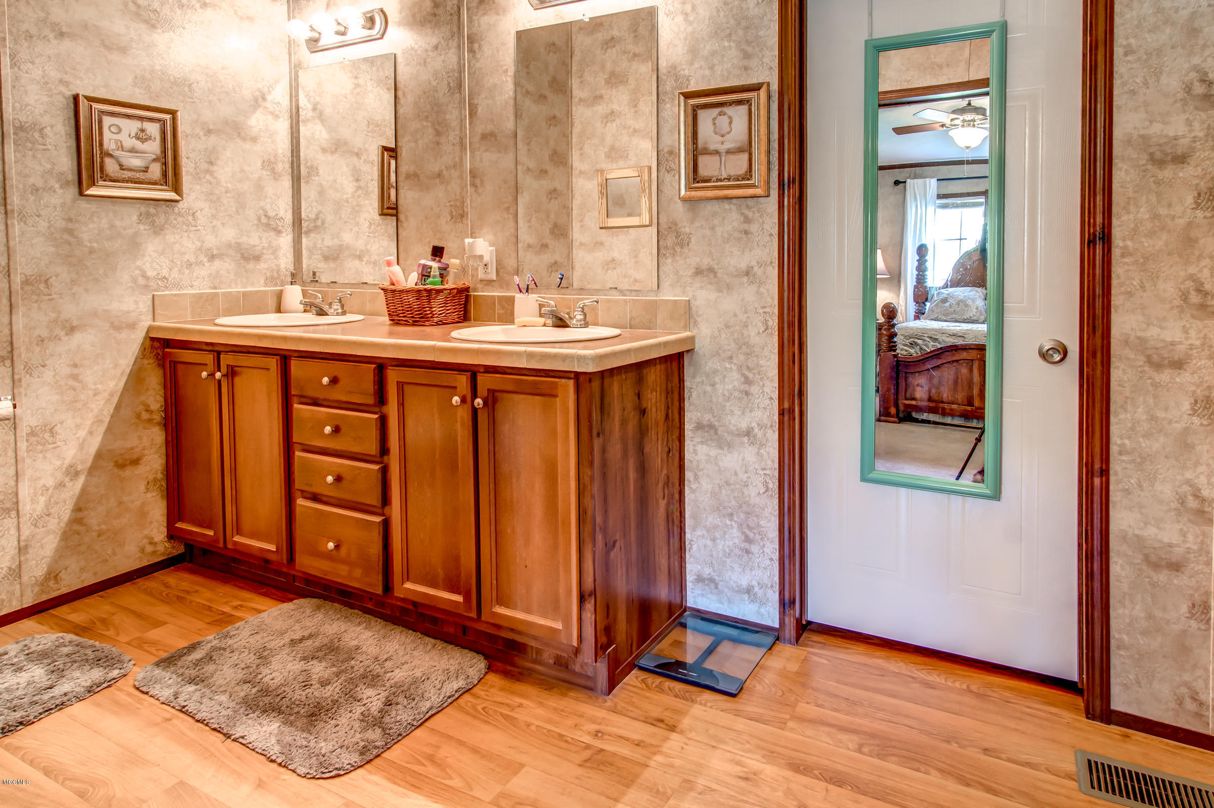 17408 Carlton Cuevas Road Gulfport, MS 39503 - Photo 22 of 48 DSC06839_40_41_42_43